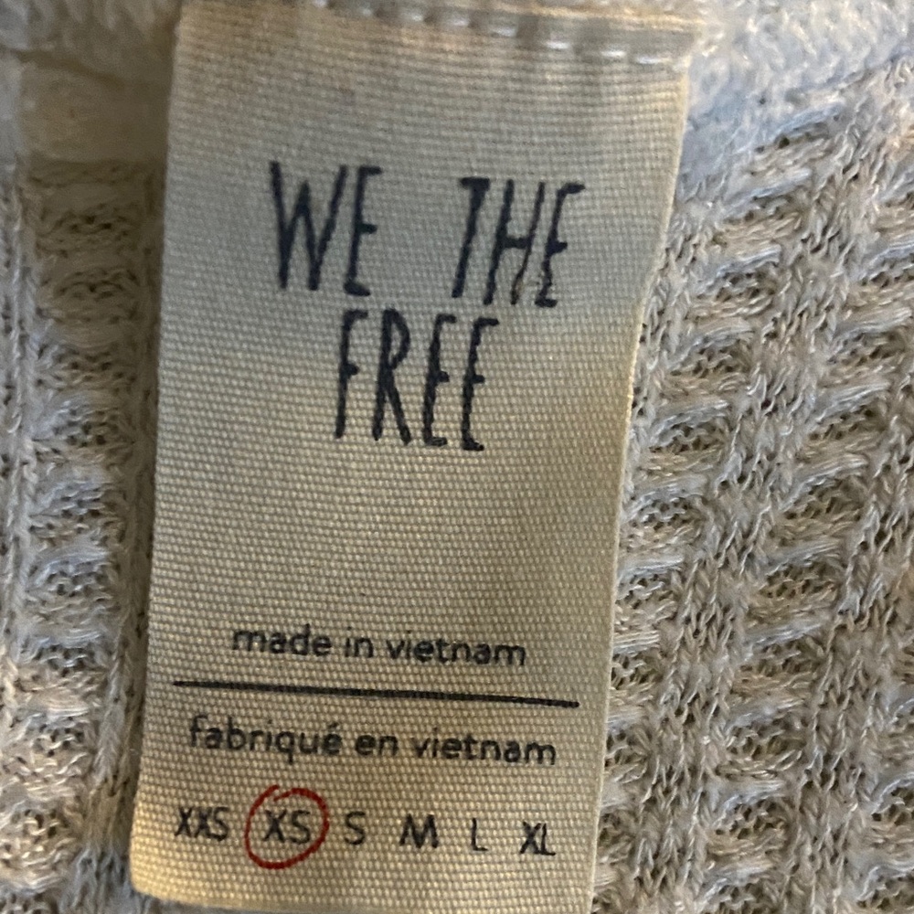 We The Free White Textured Long Sleeve Blouse - Picture 2 of 3